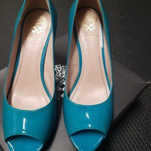 Vince Camuto Platform blue patent shoes